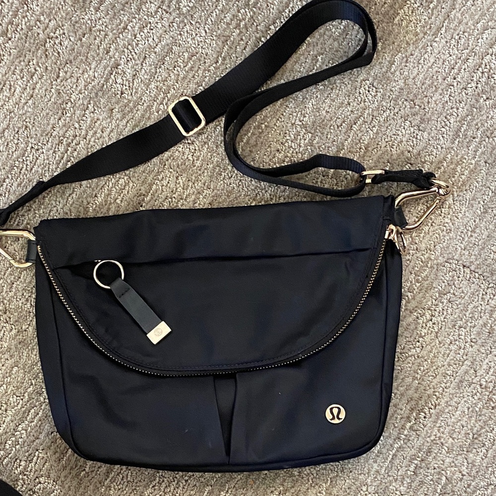 lululemon athletica Midnight Black Crossbody Bag
